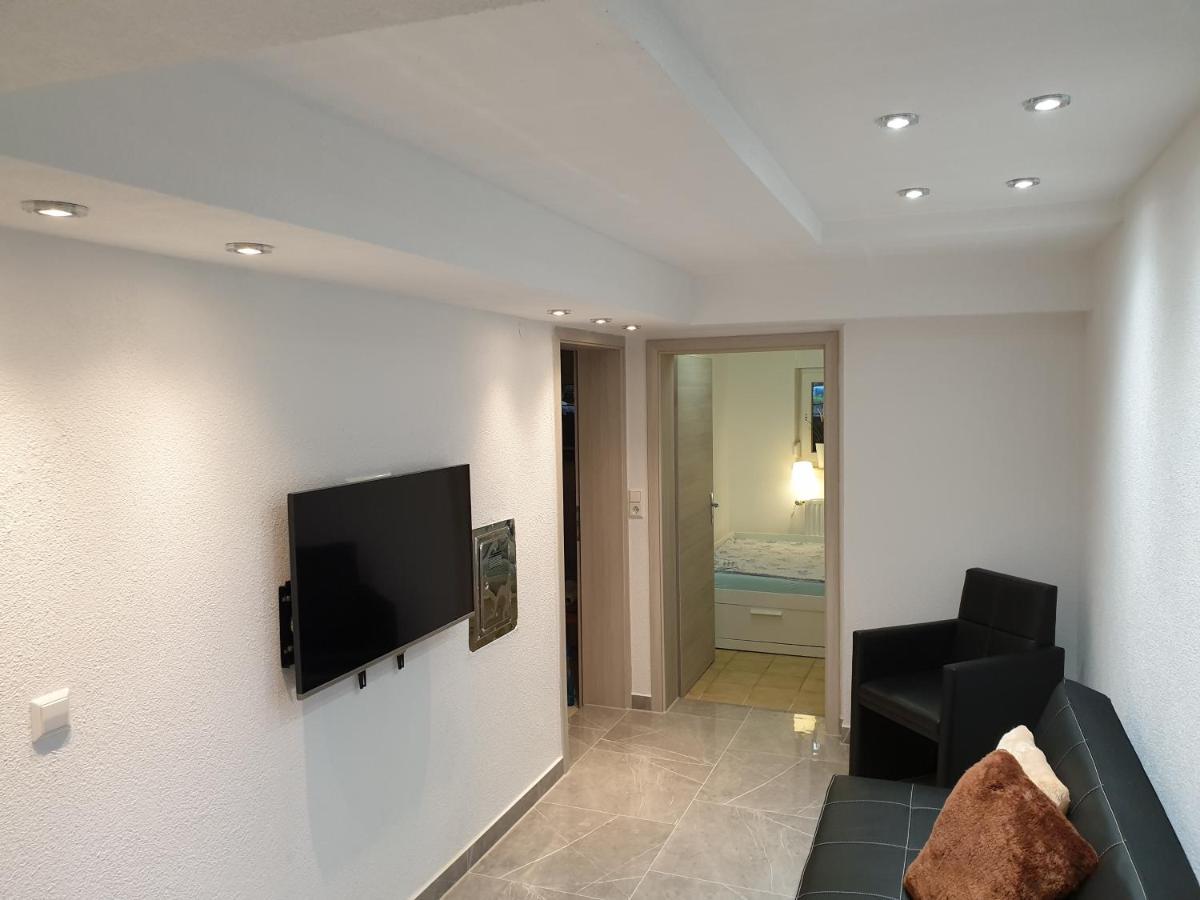 Moderne Einliegerwohnung Amara - Friedrichshafen Am Bodensee Exterior foto